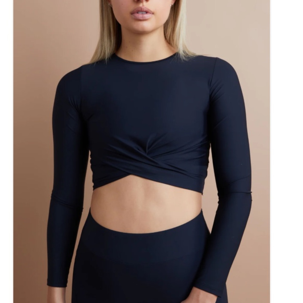 SAVVI Kim Long Sleeve Crop